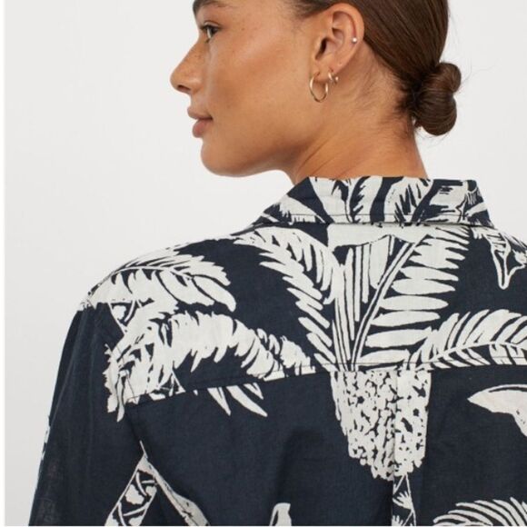 H&M Tropical Print Linen Blend Button Down Shirt - Picture 5 of 10
